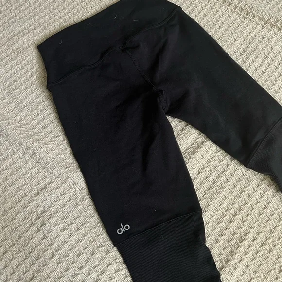 ALO YOGA black long ribbed leggings - Picture 4 of 6